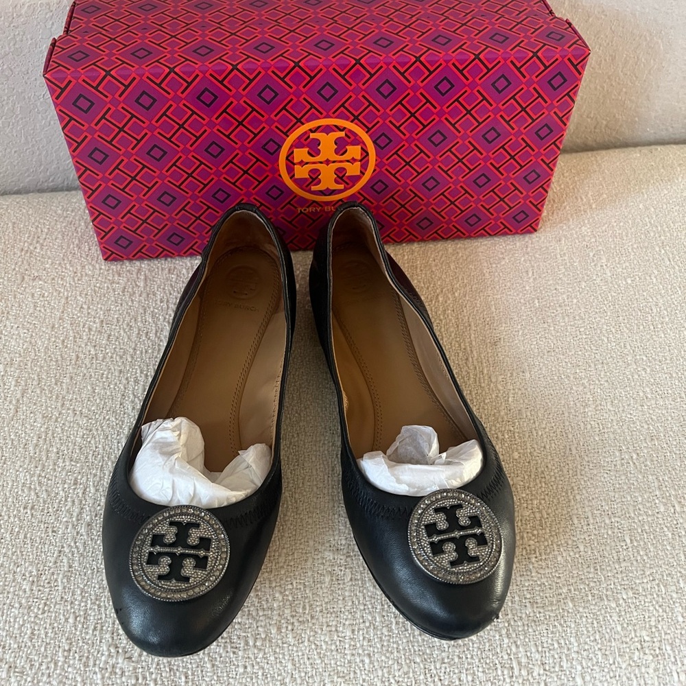 Tory Burch Liana Ballet Black Flats with Silver Rhinestone Logo Sz 8